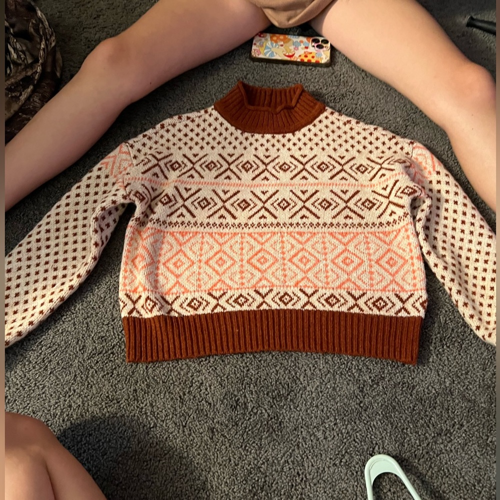 American Eagle Sweater